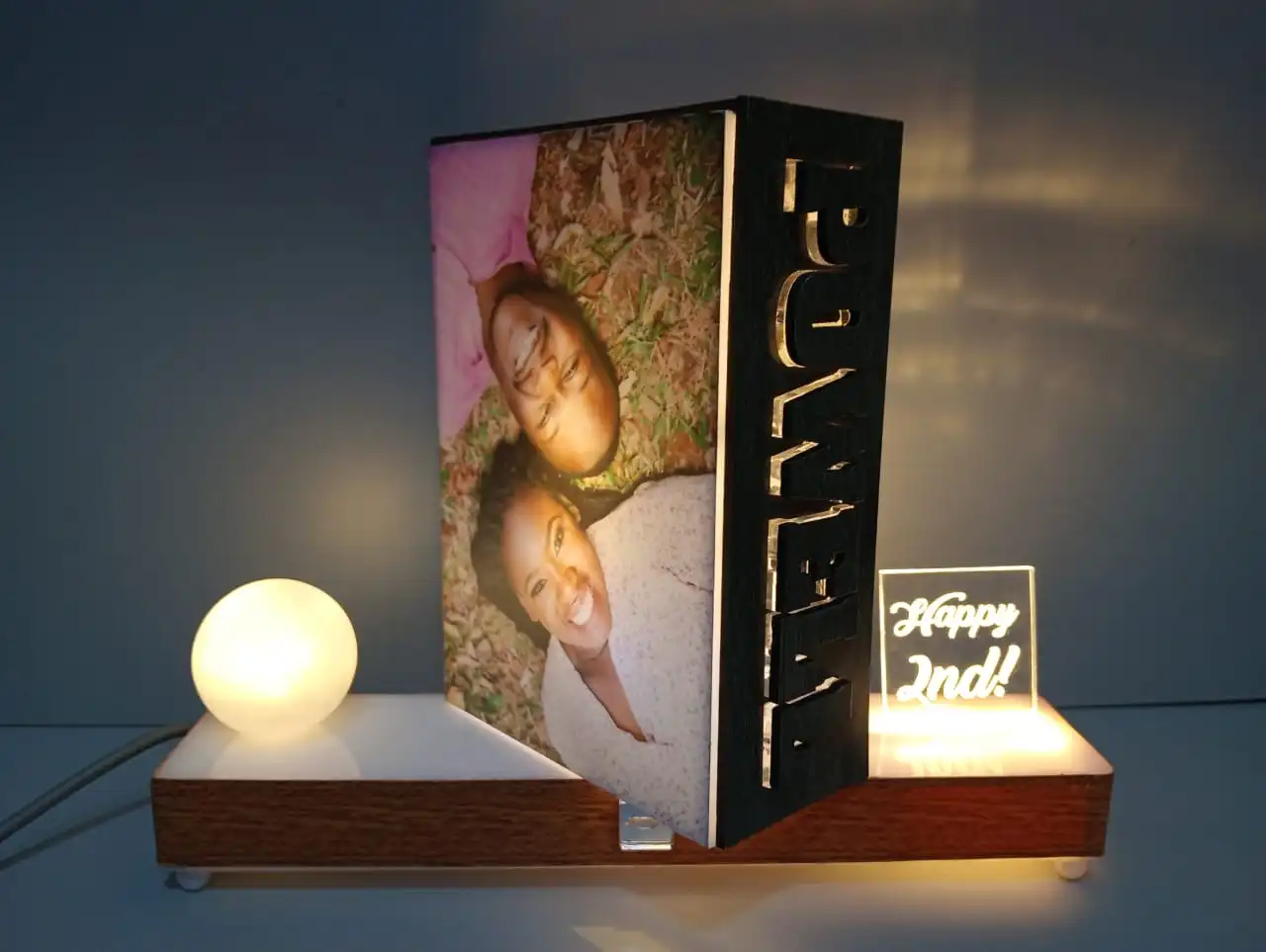 Standard Luminated Photostand